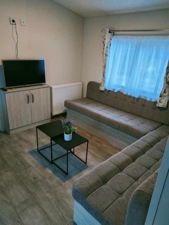 Bj Chalets - De Rug 1 - Vakantiepark Lauwersoog - Luxe Chalet Met Vaatwasser! Vroege Incheck! Kültér fotó