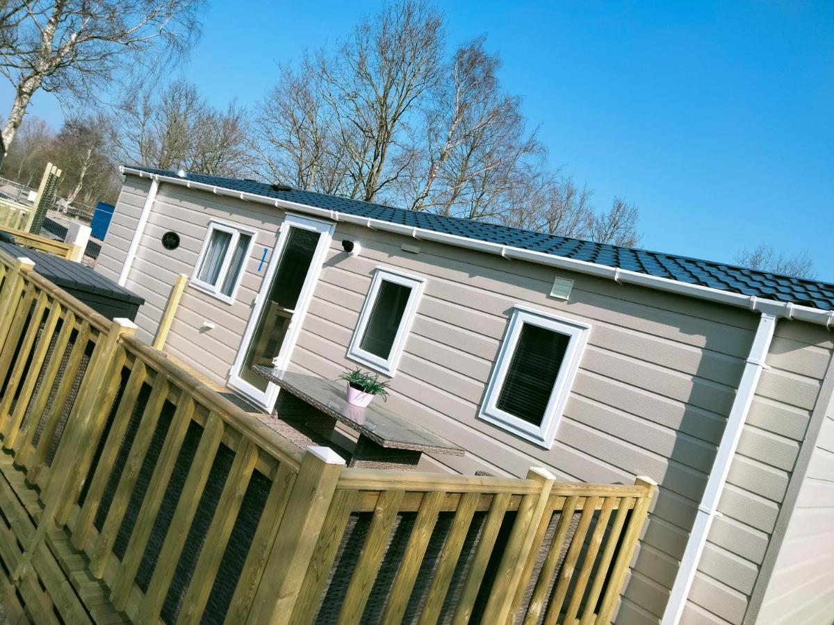 Bj Chalets - De Rug 1 - Vakantiepark Lauwersoog - Luxe Chalet Met Vaatwasser! Vroege Incheck! Kültér fotó