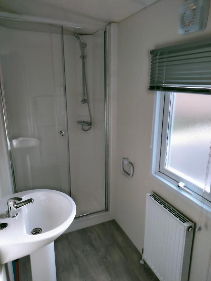 Bj Chalets - De Rug 1 - Vakantiepark Lauwersoog - Luxe Chalet Met Vaatwasser! Vroege Incheck! Kültér fotó